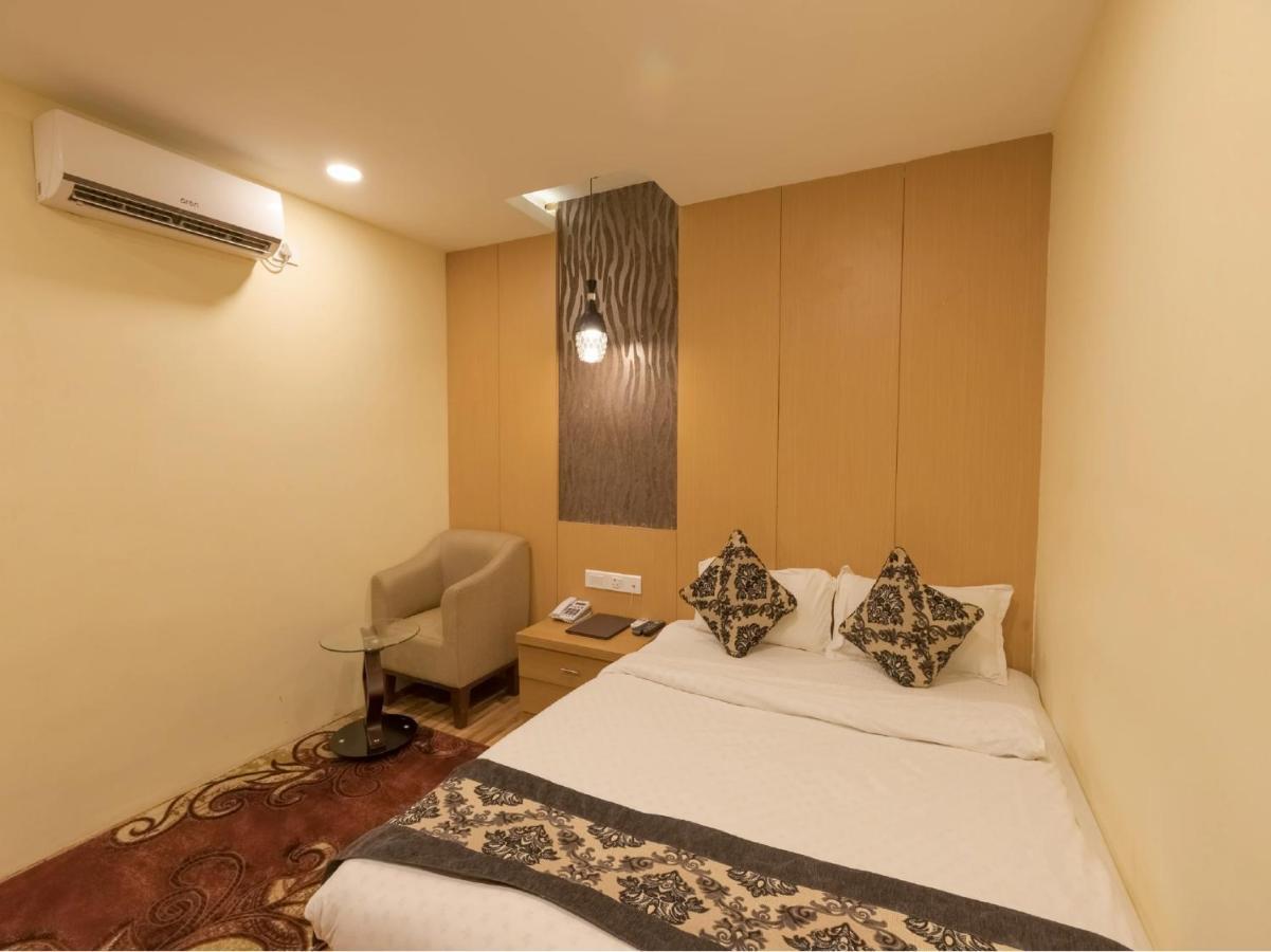 Capital O 624 Hotel Rudra View Pvt. Ltd. Pashupatināth Eksteriør billede